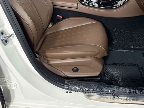 Used 2019 Mercedes-Benz E 300 E 300 image 37