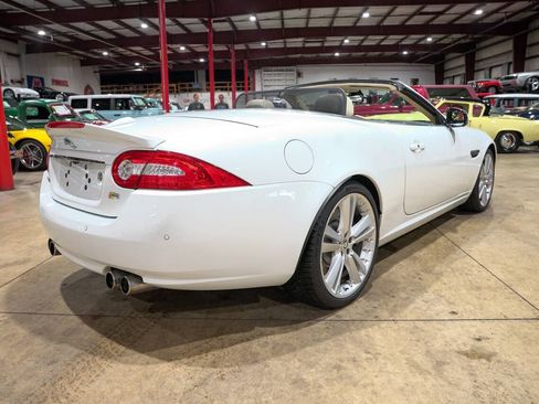 Used 2014 Jaguar XKR R RWD image 8