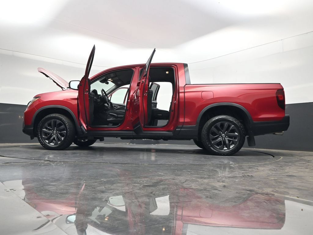 Used 2023 Honda Ridgeline Sport image 40