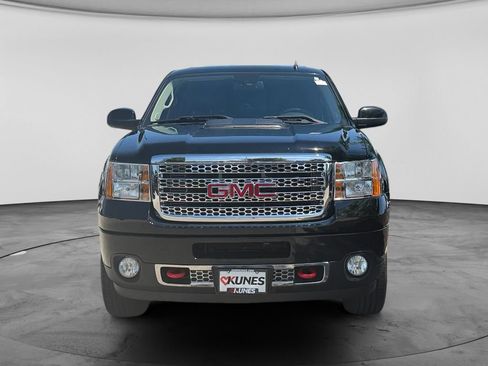 Used 2013 GMC Sierra 2500 Denali AWD/4WD image 3
