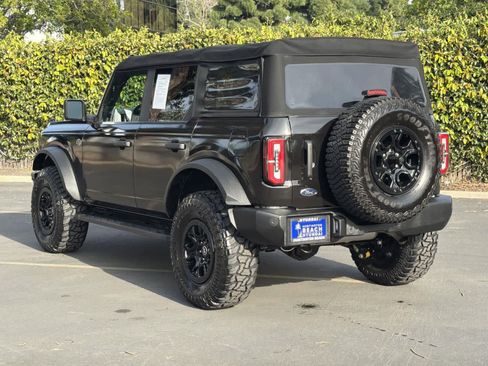 Used 2022 Ford Bronco Wildtrak image 4