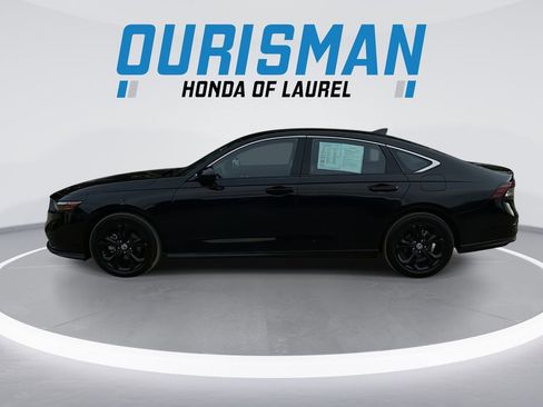 Used 2023 Honda Accord EX image 5