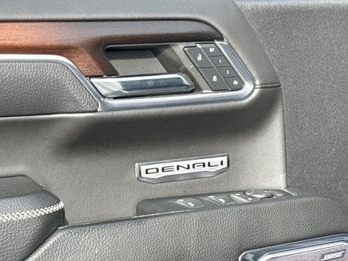 Used 2024 GMC Sierra 1500 Denali AWD/4WD image 15