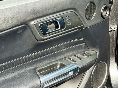 Used 2018 Ford Mustang Premium w/ Equipment Group 201A image 18