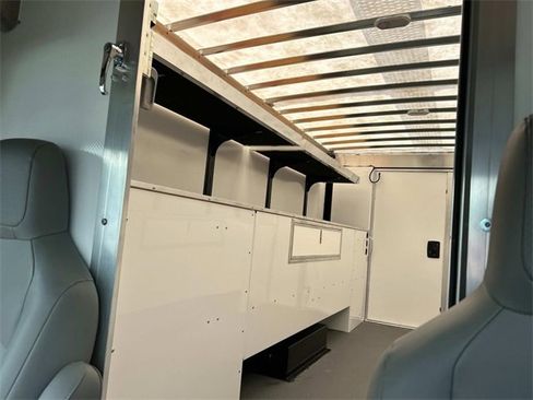 New 2024 Ford E-450 and Econoline 450 Super Duty w/ Power Windows & Locks Group image 26