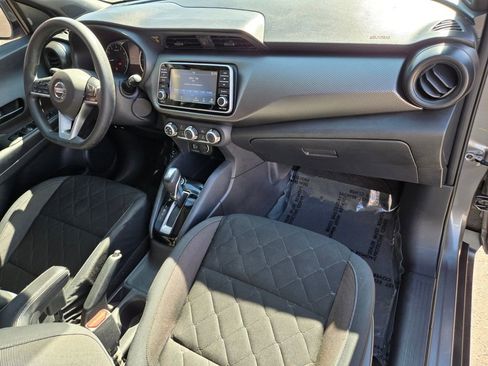 Used 2020 Nissan Kicks S FWD image 19