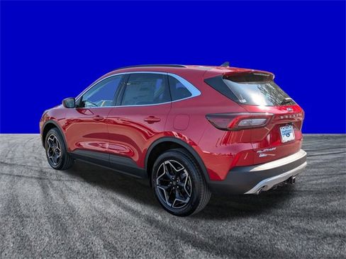 Certified 2025 Ford Expedition Platinum w/ Platinum Ultimate Package image 6