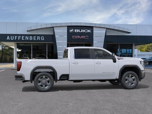 New 2026 GMC Sierra 2500 SLE w/ SLE Value Package; AWD/4WD image 33