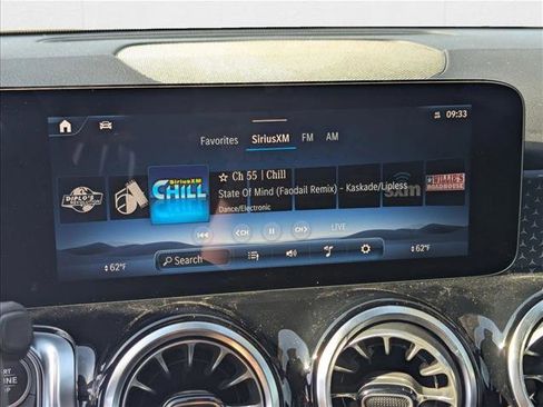 New 2025 Mercedes-Benz GLB 250 GLB 250 image 20