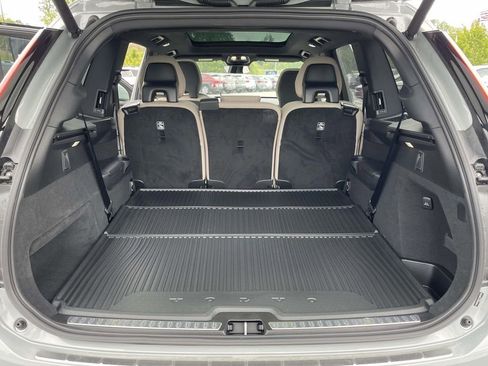 New 2026 Volvo XC90 B6 Plus w/ Protection Package Premier AWD/4WD image 30