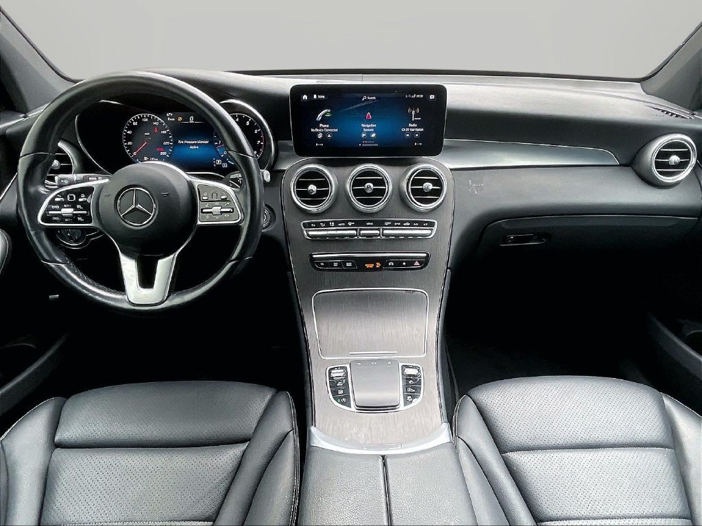 Used 2022 Mercedes-Benz GLC 300 4MATIC w/ Multimedia Package Lite image 9