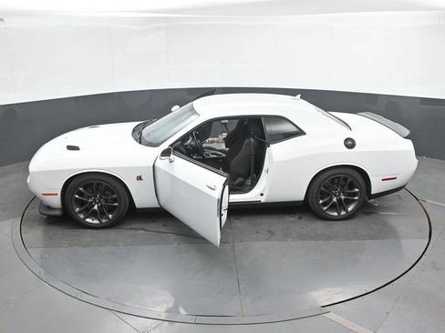 Used 2021 Dodge Challenger R/T Scat Pack RWD image 53
