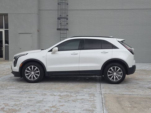 Used 2020 Cadillac XT4 Sport w/ Driver Awareness Package image 5