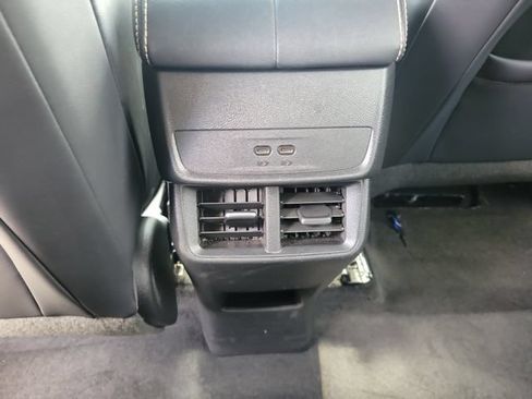 Used 2025 GMC Terrain Elevation w/ Elevation Premium Package AWD/4WD image 13