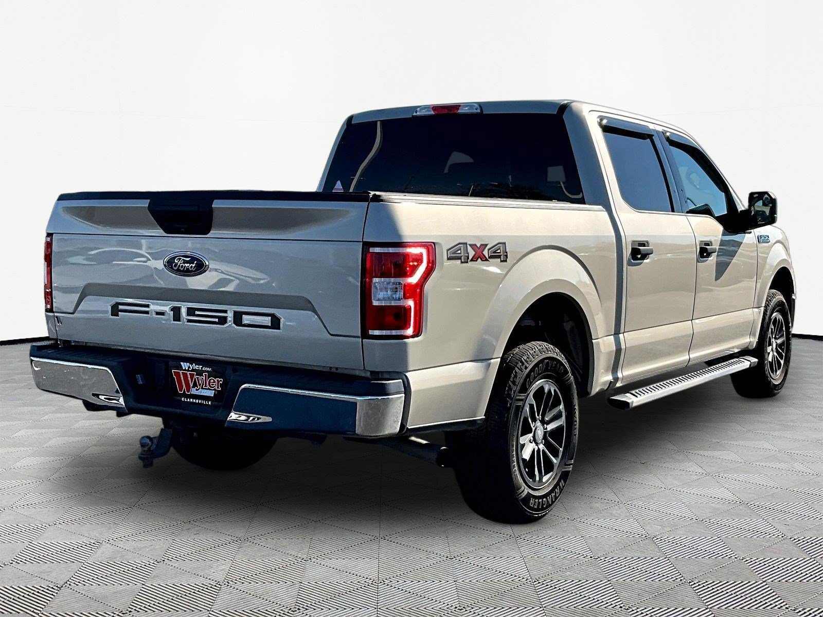 Used 2018 Ford F150 XLT AWD/4WD image 6