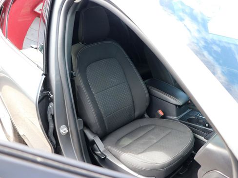 Used 2025 Ford Escape Active AWD/4WD image 14