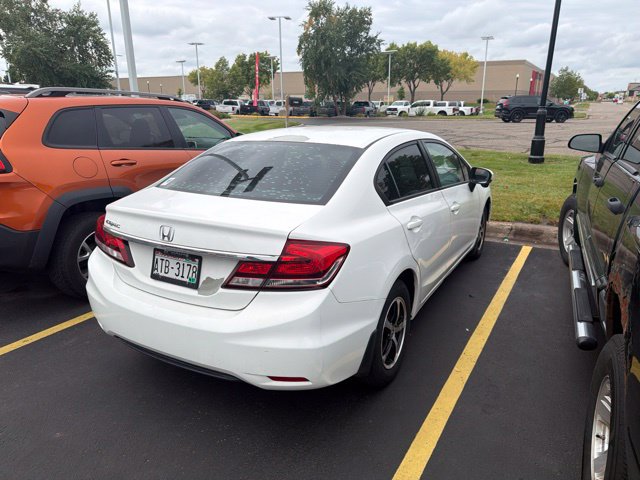 Used 2015 Honda Civic SE image 3