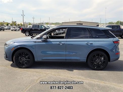 New 2026 Lincoln Corsair Premiere image 4