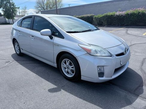 Used 2010 Toyota Prius Two FWD image 6