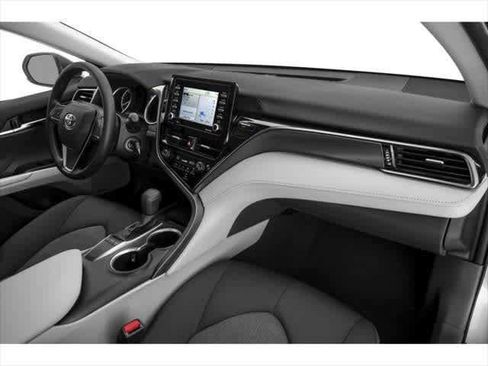 Used 2023 Toyota Camry LE w/ Convenience Package FWD image 11