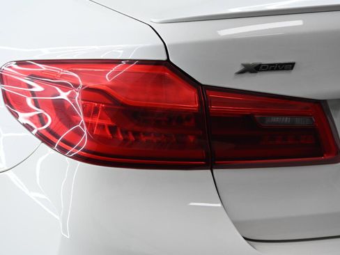 Used 2018 BMW M550i xDrive AWD/4WD image 11