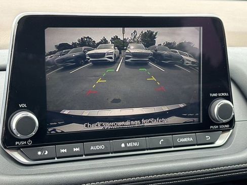 Used 2023 Nissan Rogue SV w/ SV Premium B Package FWD image 30