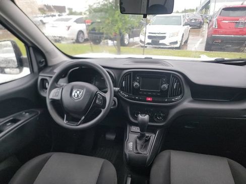 Used 2022 RAM ProMaster City Tradesman FWD image 4