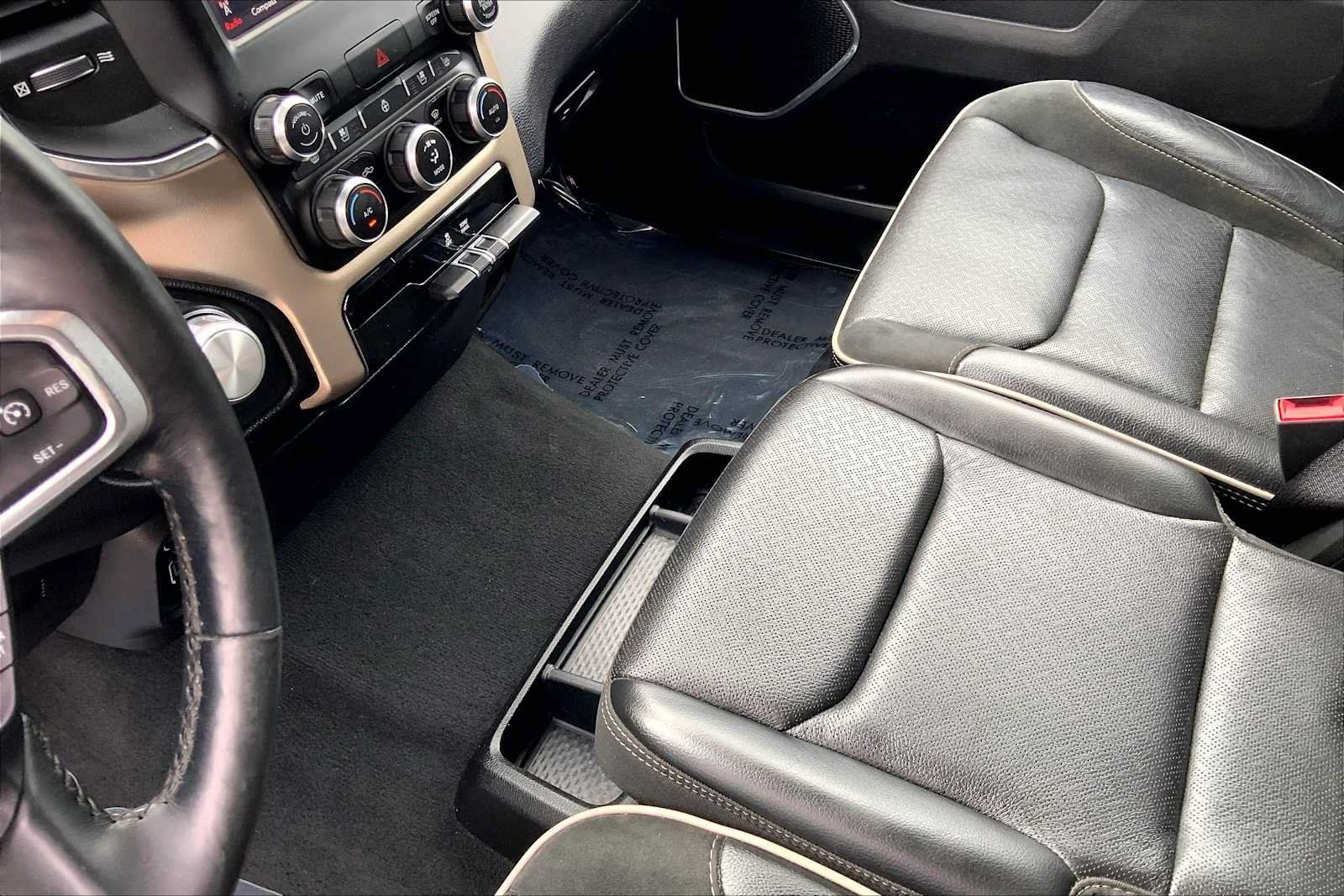 Used 2019 RAM 1500 Laramie AWD/4WD image 15