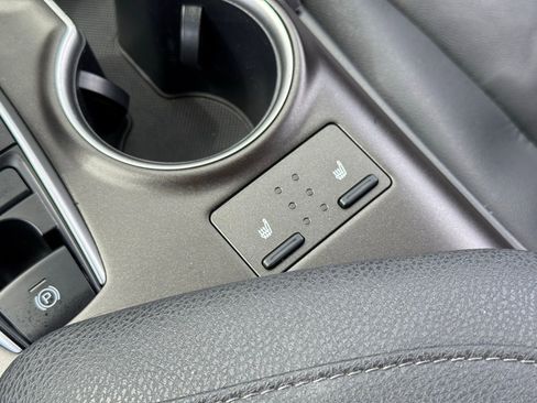 Used 2024 Toyota Camry XLE image 31