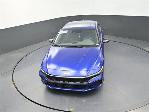 New 2026 Hyundai Elantra SEL Sport image 23