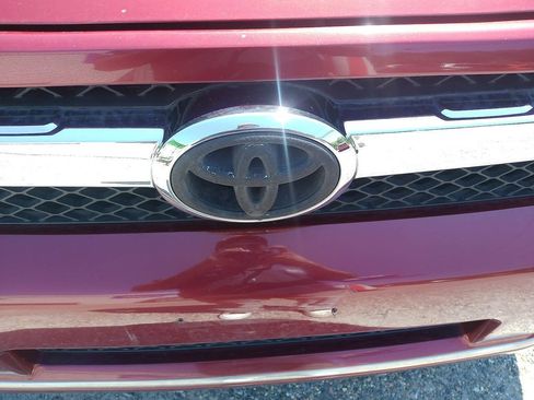 Used 2013 Toyota 4Runner SR5 w/ Convenience Pkg AWD/4WD image 17
