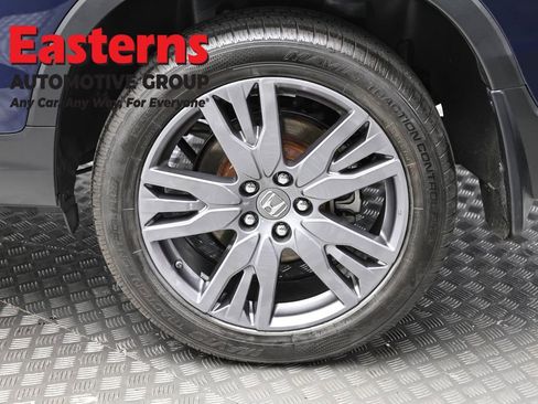 Used 2023 Tesla Model 3 Standard Range RWD image 8