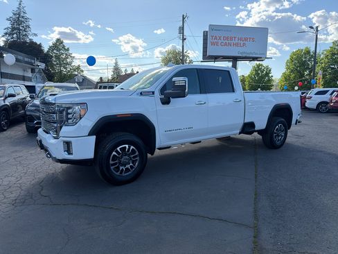 Used 2020 GMC Sierra 3500 Denali w/ Denali Ultimate Package AWD/4WD image 2