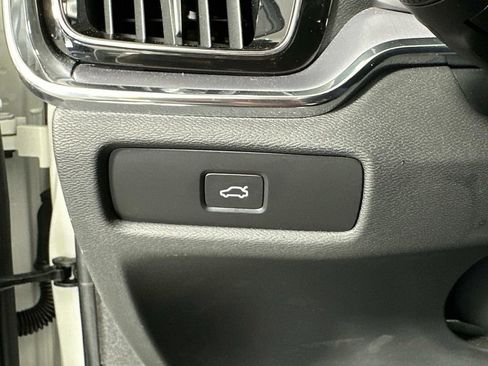 Used 2024 Volvo S60 B5 Core image 13