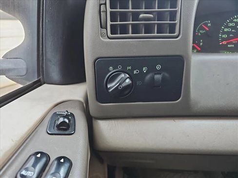 Used 2004 Ford F250 Lariat image 19