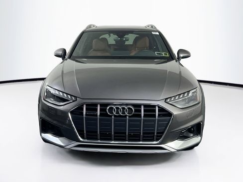 Used 2020 Audi A4 2.0T allroad Premium Plus w/ Premium Plus Package AWD/4WD image 2
