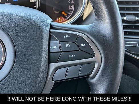 Used 2020 Jeep Grand Cherokee Altitude AWD/4WD image 27