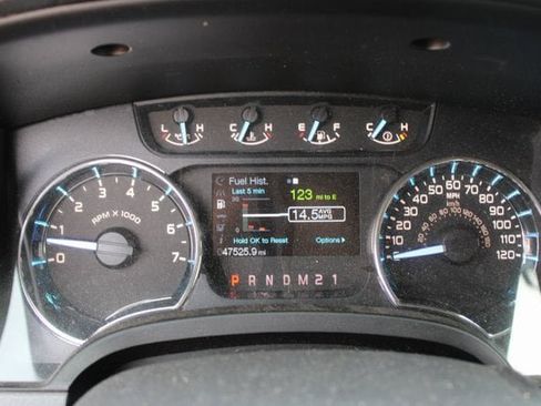 Used 2011 Ford F150 XLT w/ XLT Chrome Pkg image 8