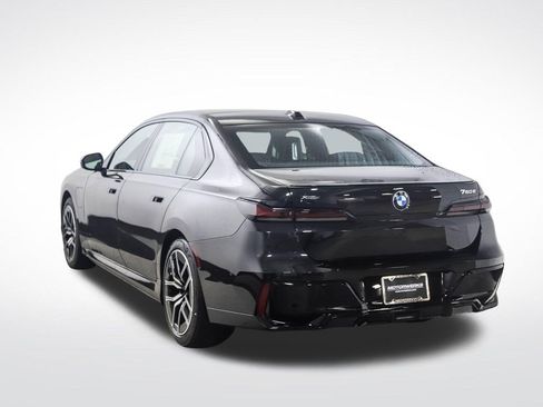Used 2026 BMW 750e xDrive w/ Executive Package AWD/4WD image 3