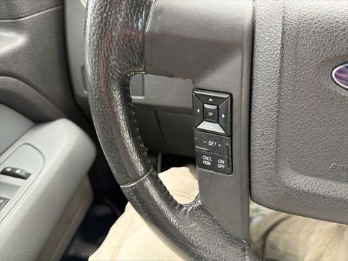 Used 2011 Ford F150 XLT w/ XLT Chrome Pkg image 33