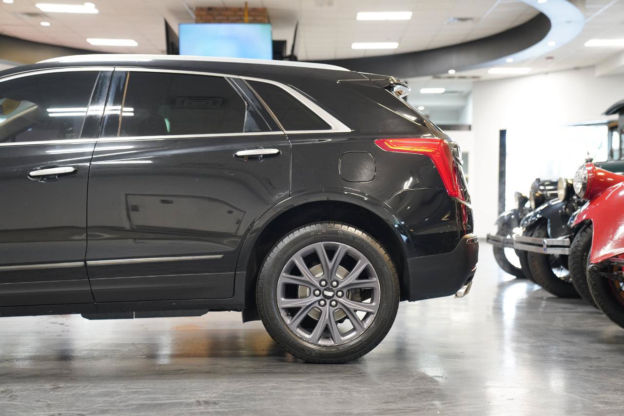 Used 2018 Cadillac XT5 Luxury w/ LPO, Black Ice Package FWD image 8