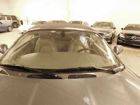 Used 2001 Jaguar XK8 Convertible RWD image 13