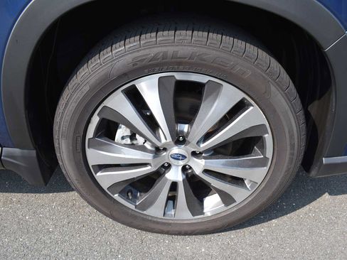 Used 2022 Subaru Ascent Limited w/ Technology Package AWD/4WD image 10
