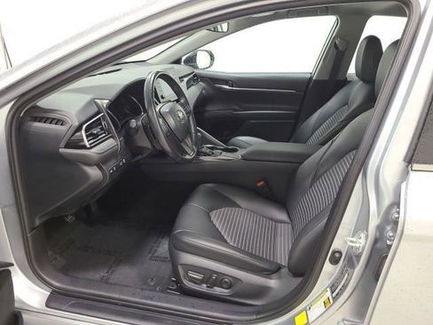 Used 2024 Toyota Camry SE FWD image 18