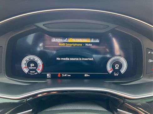 Used 2022 Audi Q8 Premium Plus AWD/4WD image 18
