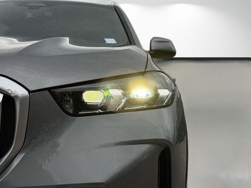 New 2026 BMW X5 sDrive40i RWD image 9