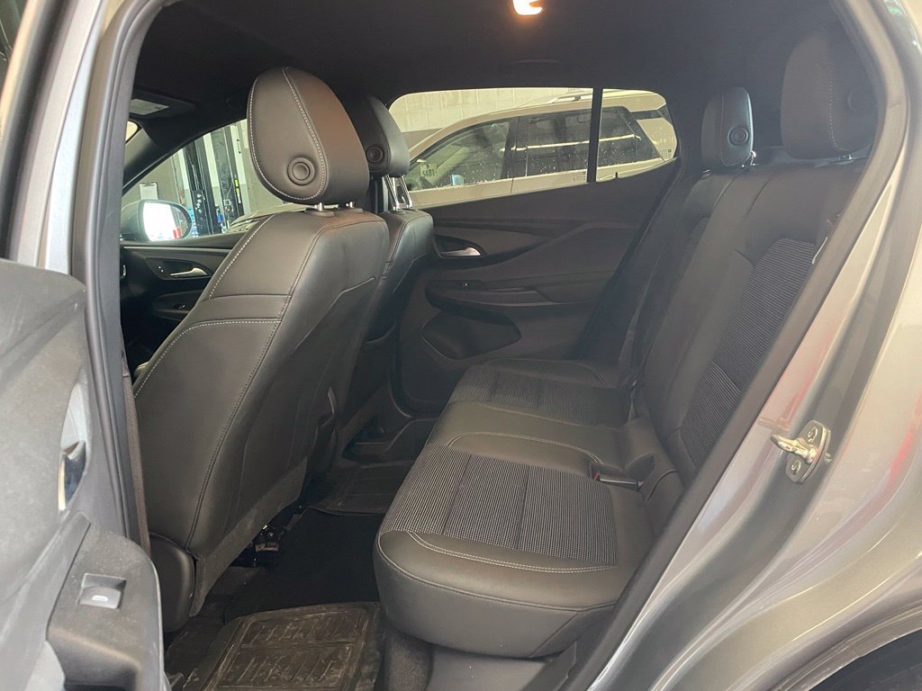 Used 2024 Buick Envista Preferred w/ Convenience I Package FWD image 16