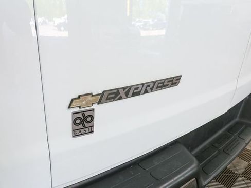 Used 2024 Chevrolet Express 2500 w/ Driver Convenience Package RWD image 9