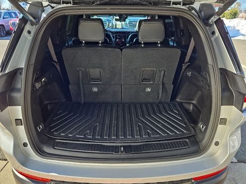 Used 2025 Jeep Grand Cherokee L Altitude image 49
