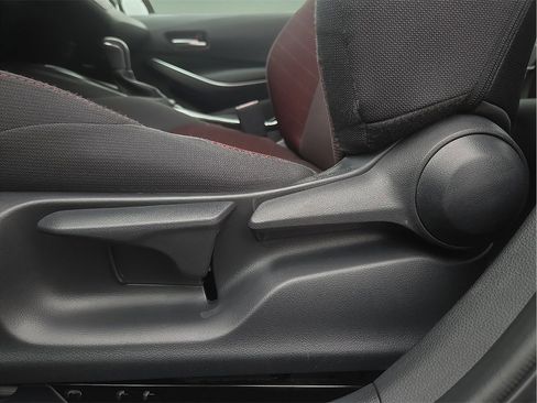 Certified 2024 Toyota Corolla SE image 19